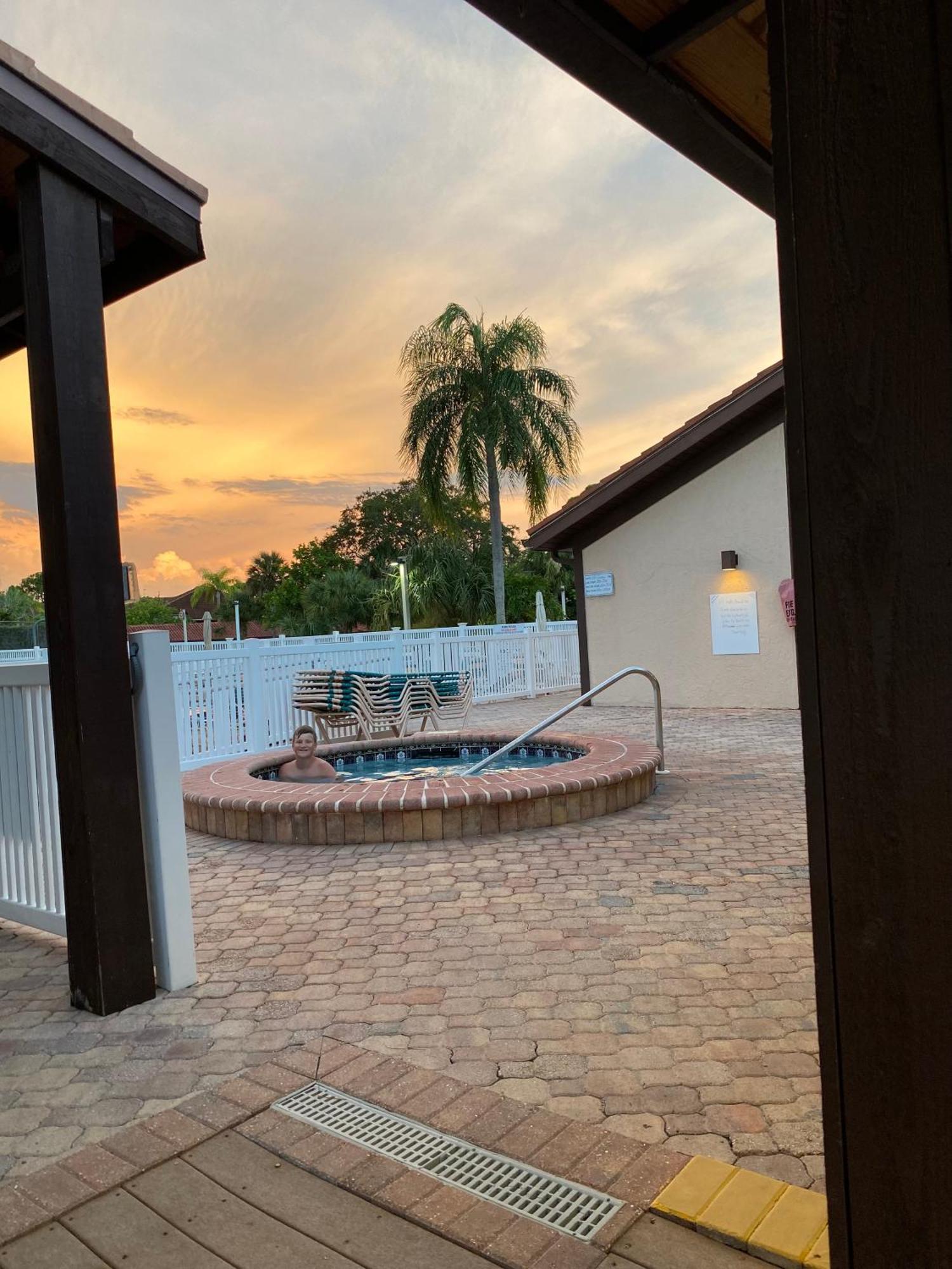 Mycataleya Beautiful Florida Condo Bradenton Exterior photo
